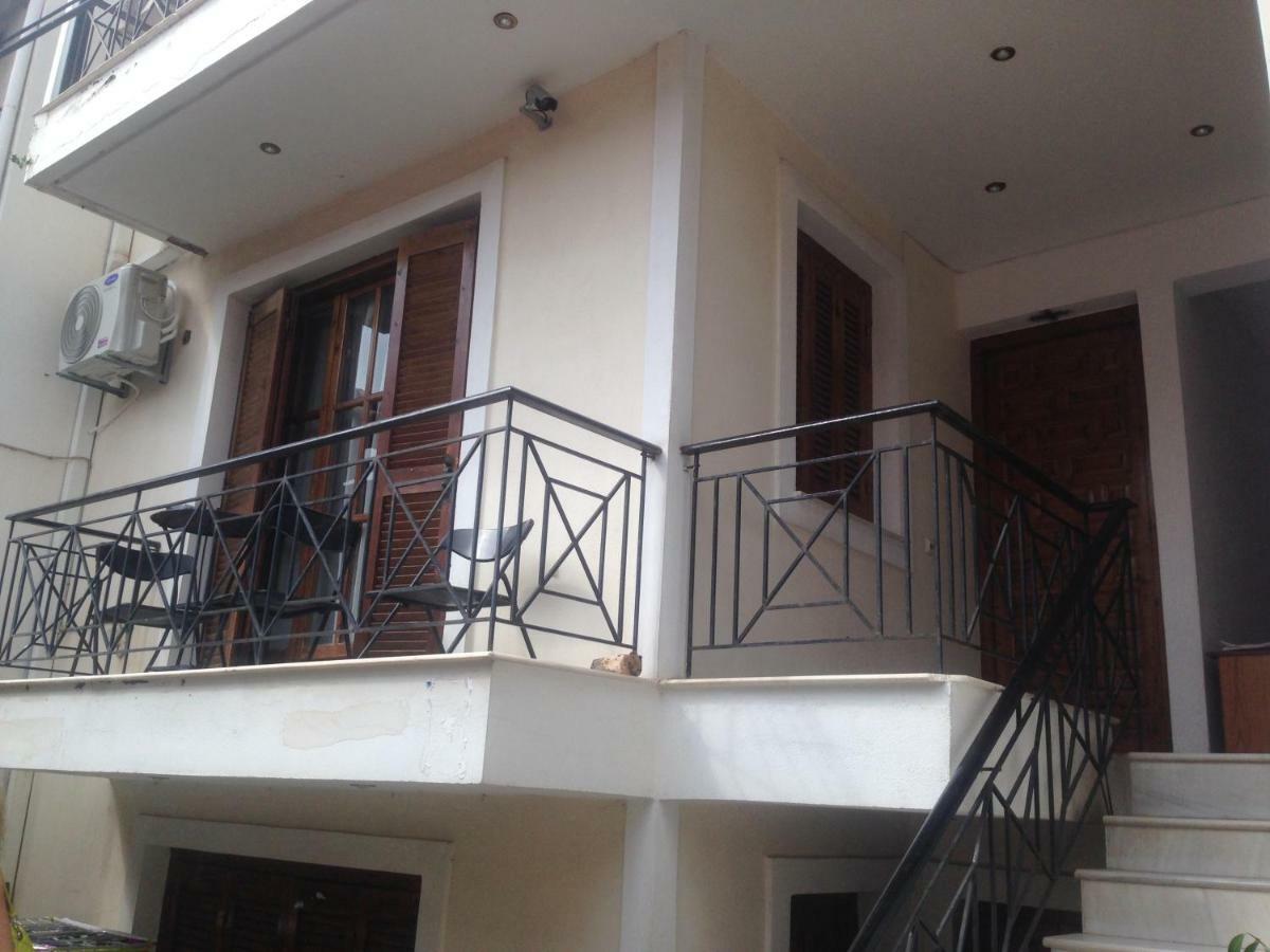 Old Town Apartment *